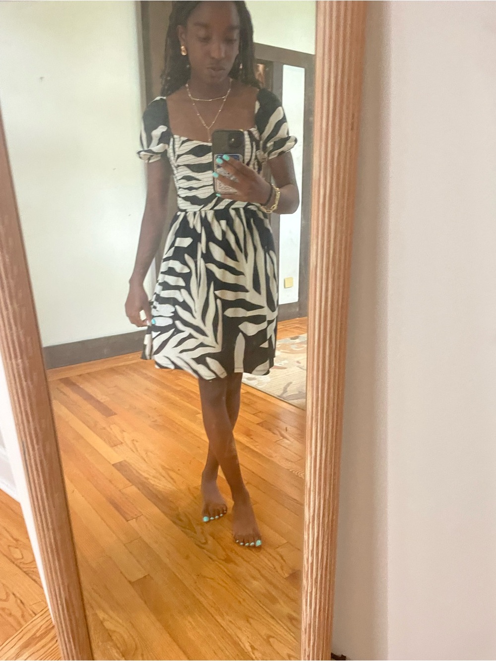 H&M Black and Cream Zebra-Print Mini Dress with Puff Sleeves - Picture 2 of 5